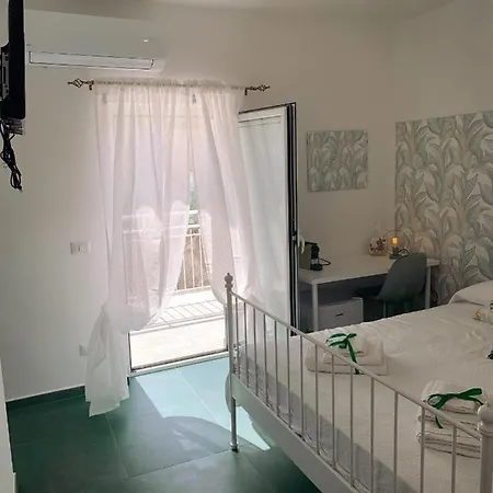 招待所 La Residenza Delle Sirene 加埃塔